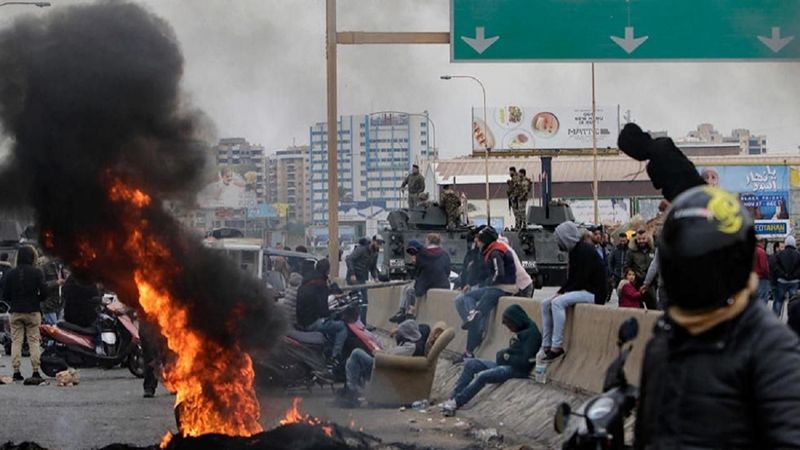 قطّاع الطُرق يحبِسون "الأوكسيجين" عن ذَويهم