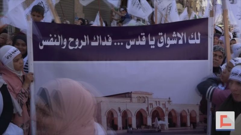 أهالي طرابلس يحيون ذكرى المولد النبوي الشريف بمسيرات حاشدة