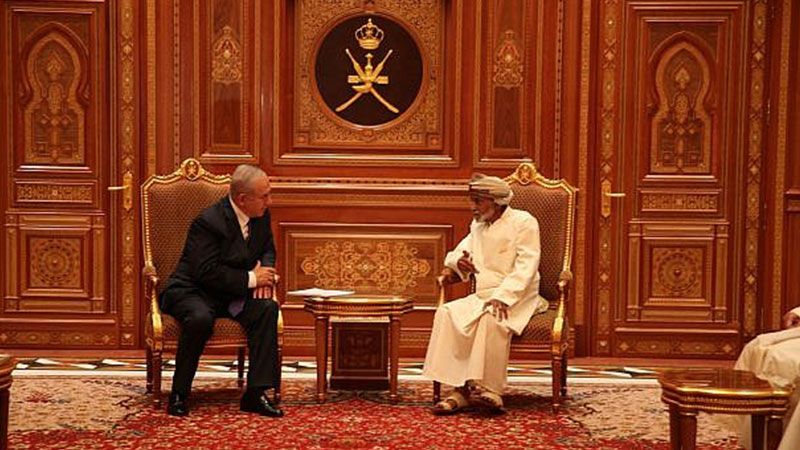 العدو يسعى جاهدًا لتطبيع العلاقات مع سلطنة عمان