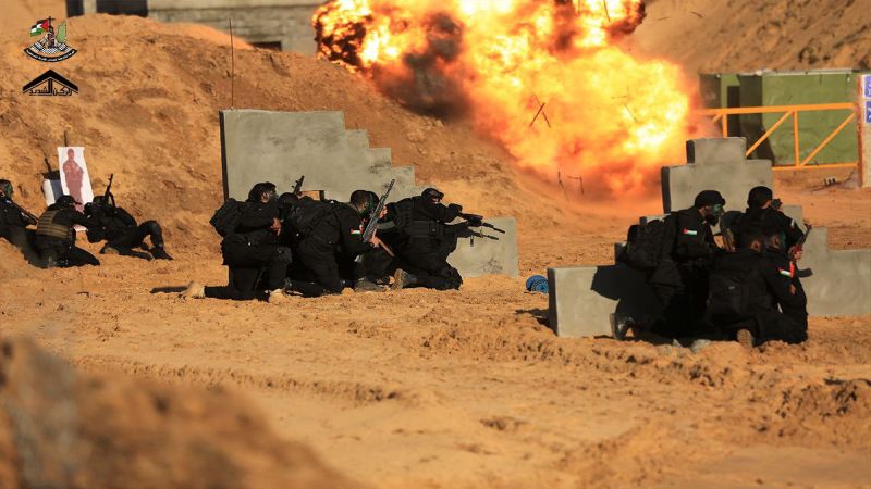 بالفيديو: فصائل المقاومة الفلسطينية تنفِّذ مناورة "الركن الشديد 3" وتتوعد العدو