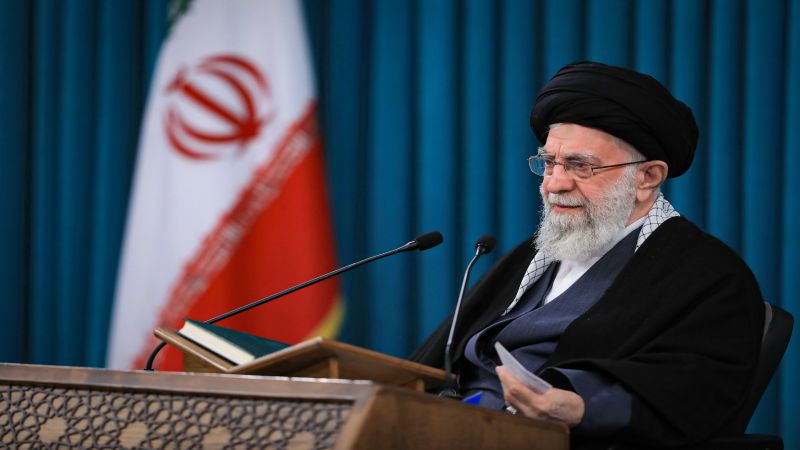 النصّ الكامل لكلمة الإمام الخامنئي في محفل الأنس بـ"القرآن الكريم"