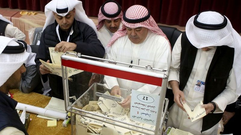 انتخابات مجلس الأمة.. استمرار عمليات فرز الأصوات في الكويت 
