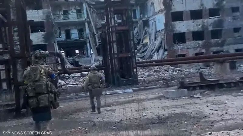 الجيش الروسي يأسر جنودًا أوكرانيين في كورسك ويستولي على معدات قتالية
