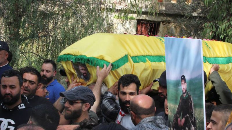 حزب الله وجماهير المقاومة يُشيّعون ثلّة من الشهداء في عدشيت - القصير