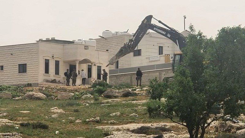 الاحتلال يصعّد سياسة هدم المنازل في الضفة ومستوطنوه يحرقون ممتلكات الفلسطينيين&nbsp;
