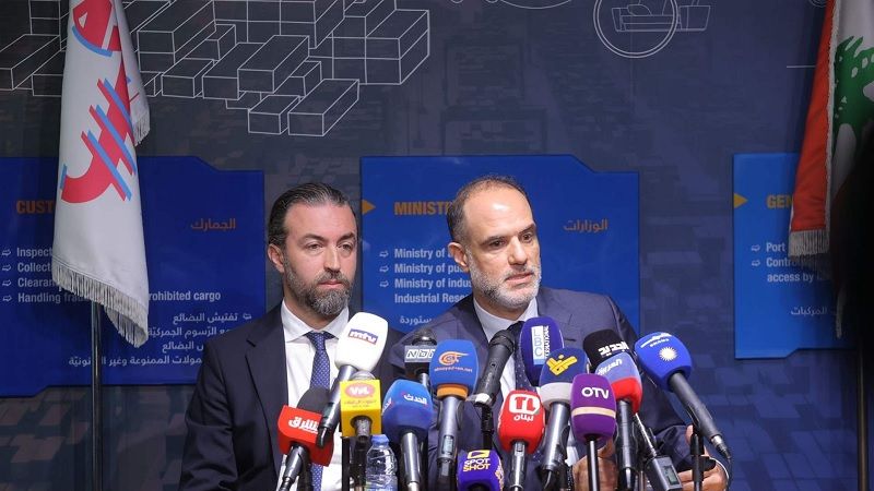 وزير النقل والأشغال يدحض فبركات قناة الحدث حول مرفأ بيروت