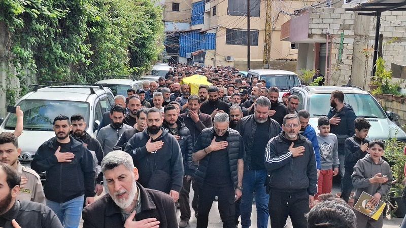 بالصور| تشييع الشهيد الجربح عبد الكريم الفوعاني في الرويسات - الجديدة