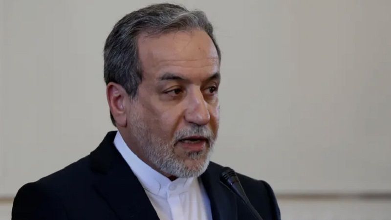 عراقتشي: رسالة الإمام الخامنئي إلى الرئيس الروسي متعلقة بالتطورات الدولية والإقليمية