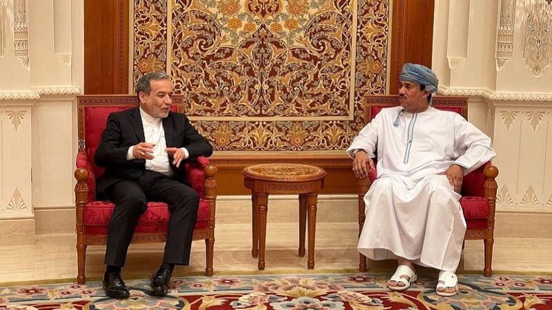 الجولة الثالثة من المحادثات النووية الإيرانية - الأميركية تنطلق في مسقط