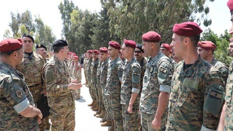 قائد الجيش يتفقّد لواء المشاة السابع في مرجعيون ونقطة مراقبة متقدّمة في الخيام
