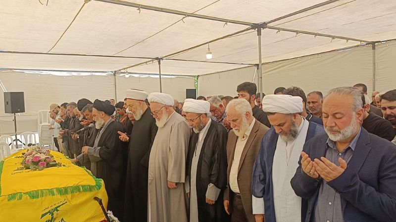 حزب الله وأهالي بعلبك يشيّعون فقيد الجهاد والمقاومة محمد النمر