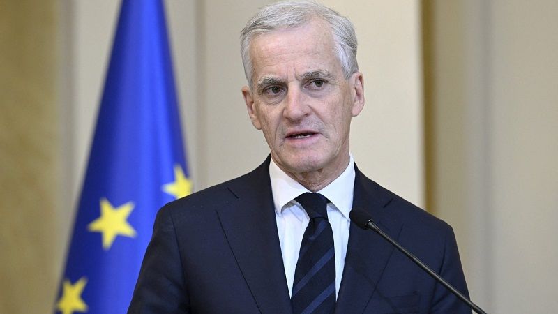 رئيس وزراء النرويج: لا يمكن للمجتمع الدولي قبول منع "إسرائيل" إدخال المساعدات الطارئة إلى قطاع غزة رئيس وزراء النرويج: لا يمكن للمجتمع الدولي قبول منع "إسرائيل" إدخال المساعدات الطارئة إلى قطاع غزة