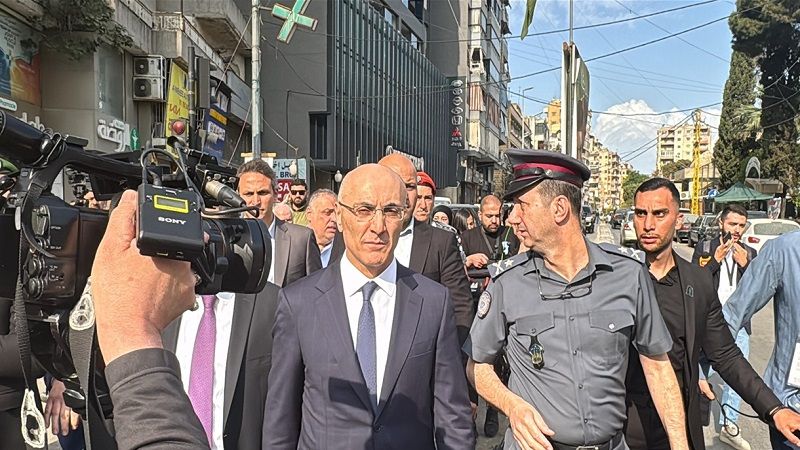 فيديو| وزير الداخلية يتفقّد مراكز الاقتراع في الغبيري: الدولة ضمانة كل الناس