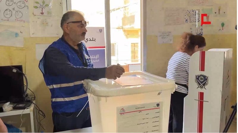 فيديو| مشاهد لسير العملية الانتخابية في الجية