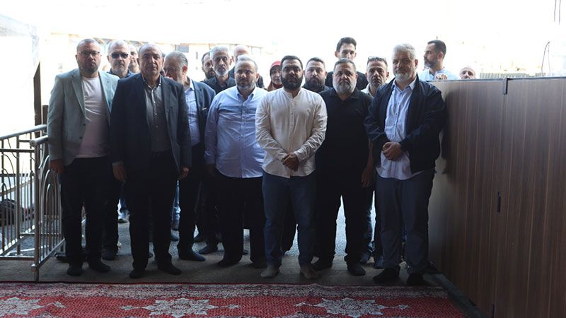 بالصور| المرشحون الفائزون لمقاعد بلدية الغبيري زاروا ضريح السيد نصر الله